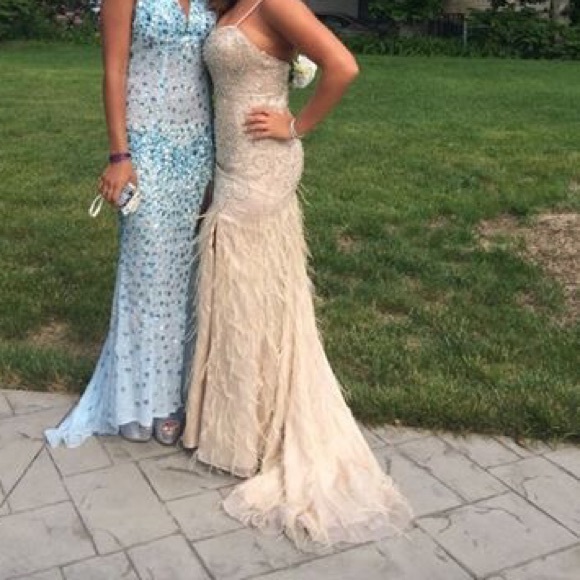 Prom dress - Picture 5 of 6